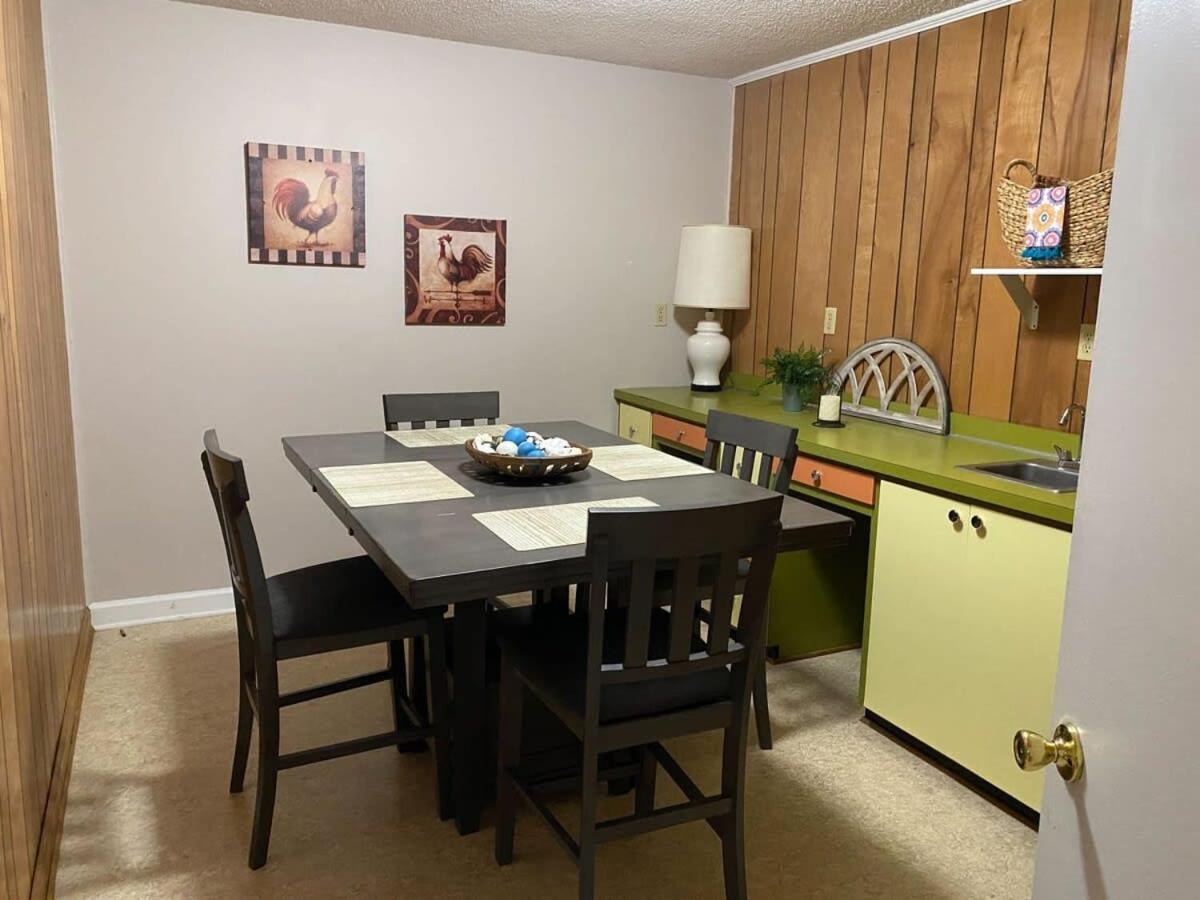 2Br Pet Friendly Home In Sneads Ferry With Parking Kültér fotó