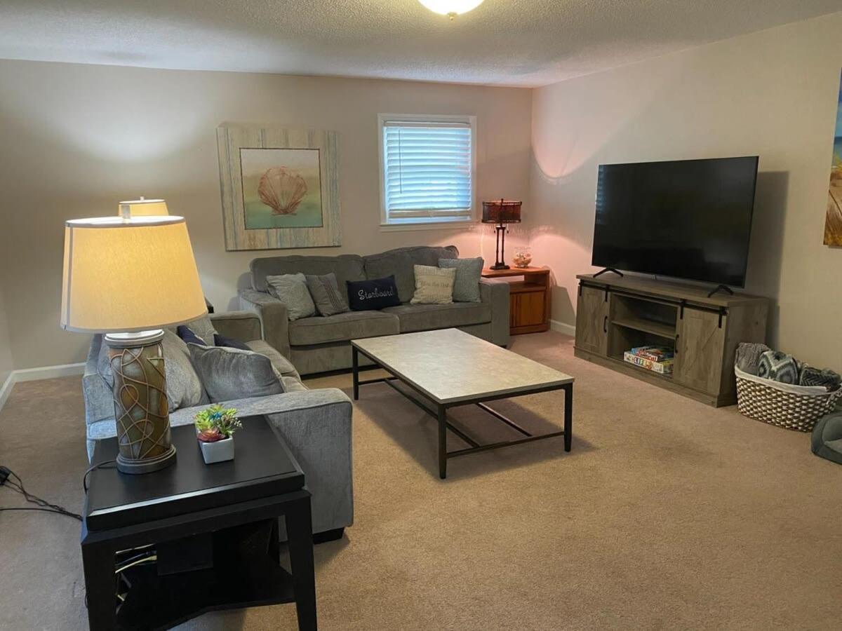 2Br Pet Friendly Home In Sneads Ferry With Parking Kültér fotó