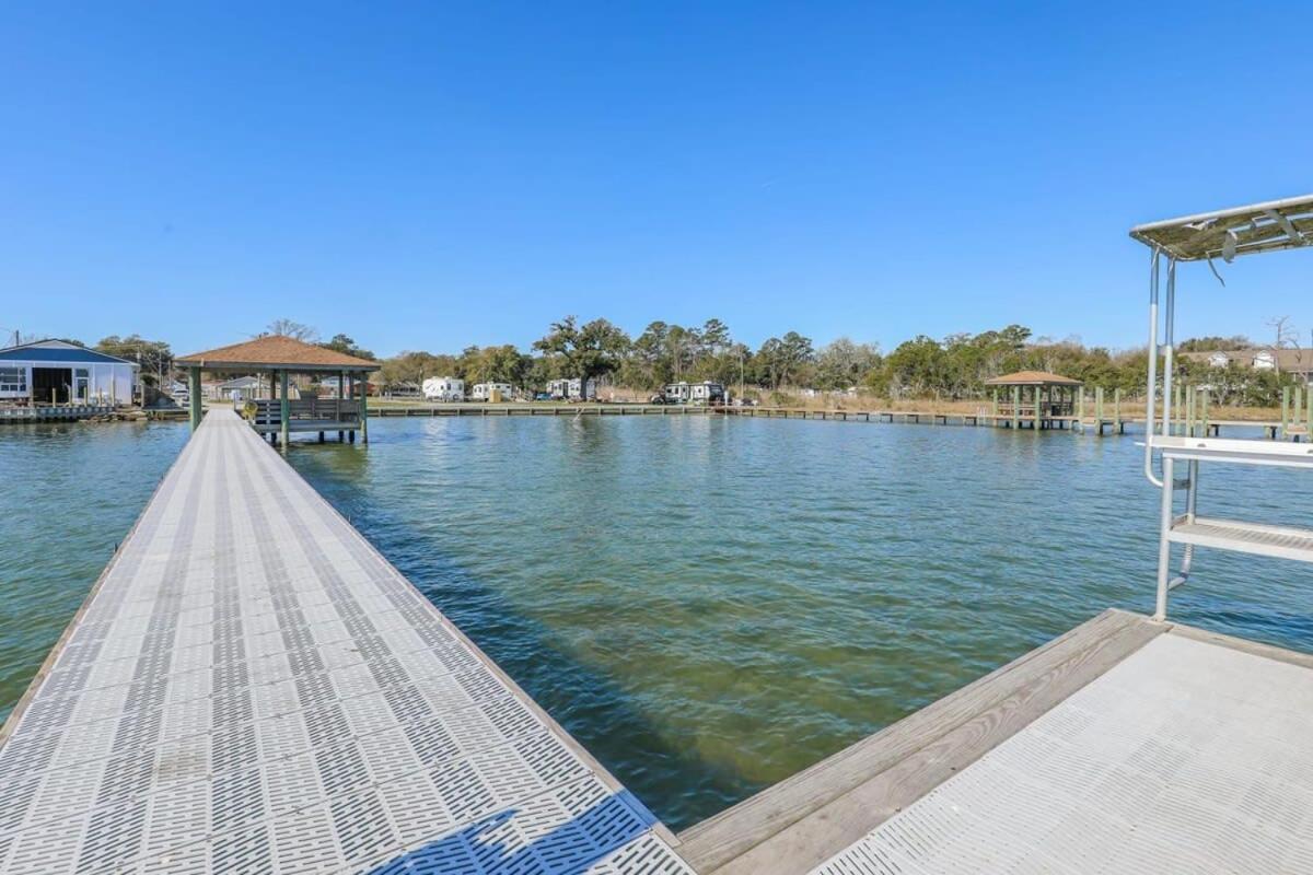 2Br Pet Friendly Home In Sneads Ferry With Parking Kültér fotó