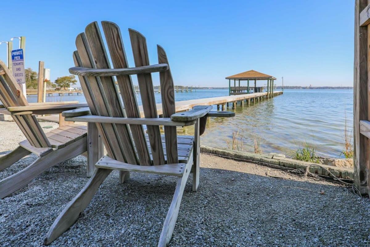 2Br Pet Friendly Home In Sneads Ferry With Parking Kültér fotó