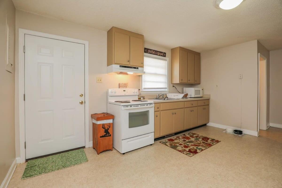 2Br Pet Friendly Home In Sneads Ferry With Parking Kültér fotó