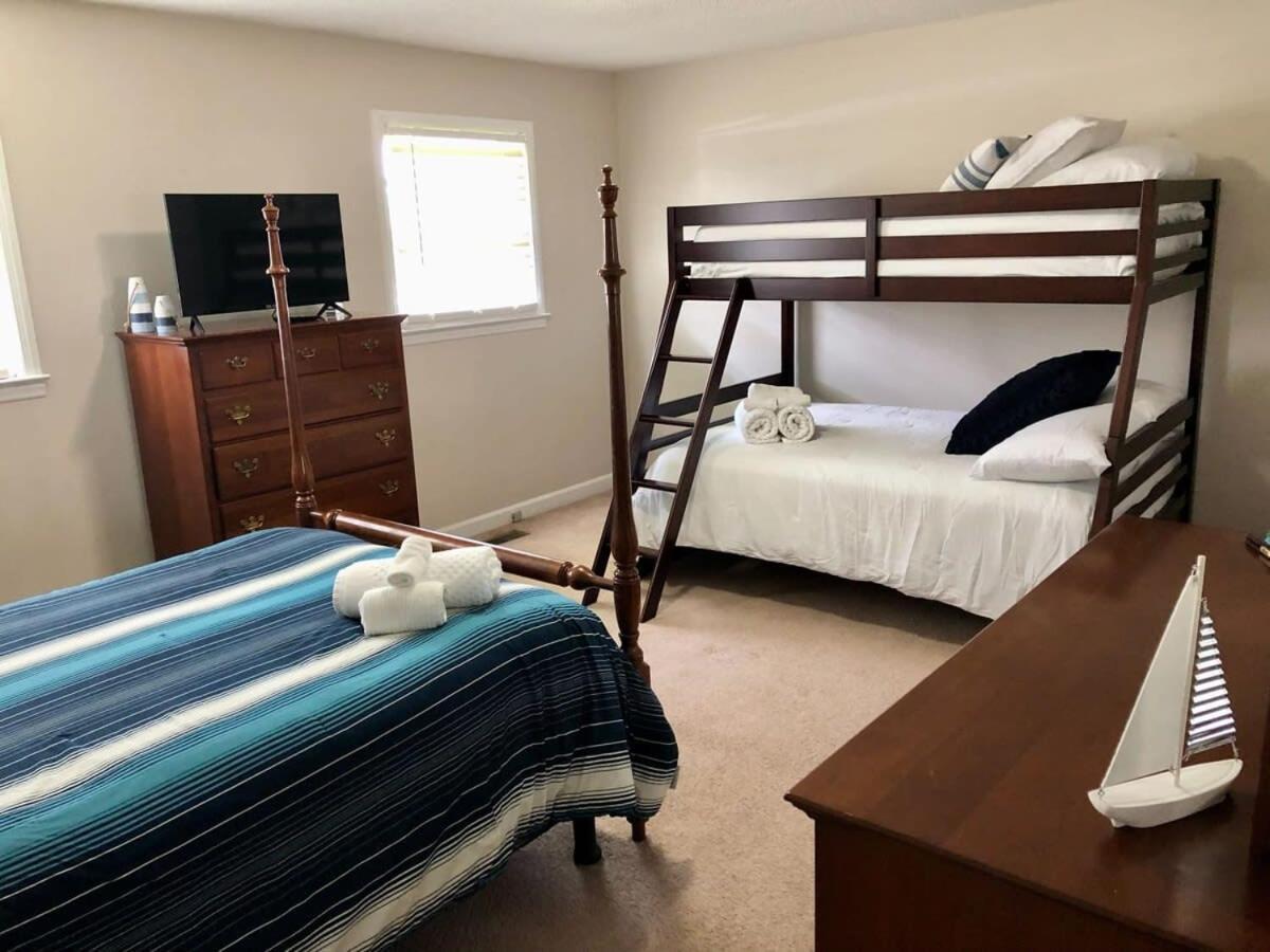2Br Pet Friendly Home In Sneads Ferry With Parking Kültér fotó